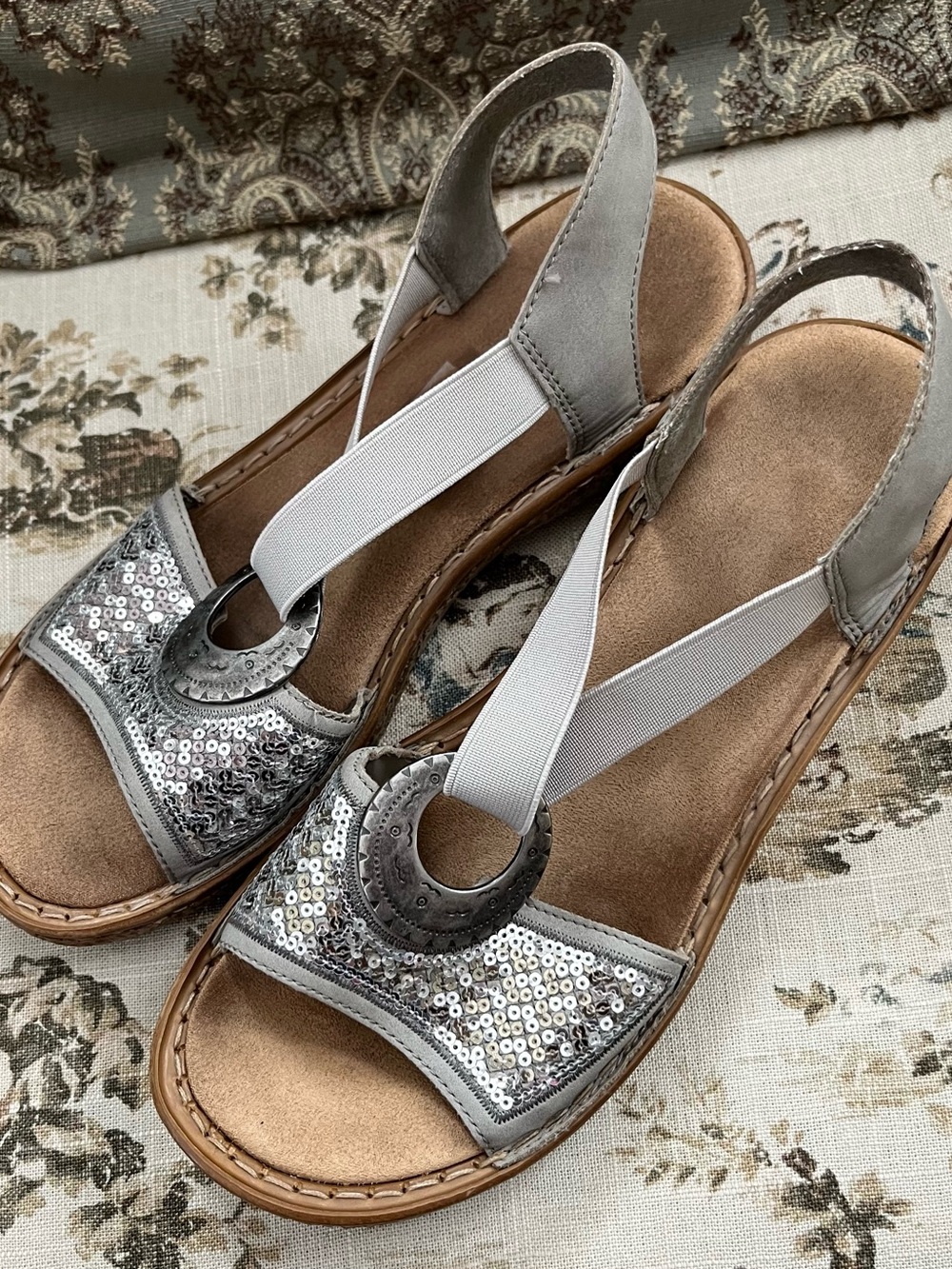 Women's Rieker Silver Sequin Slingback Sandals Size 8